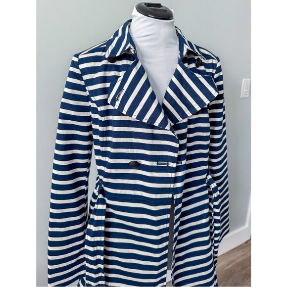 Express Striped Fit and Flare Trench Coat - Picture 11 of 12
